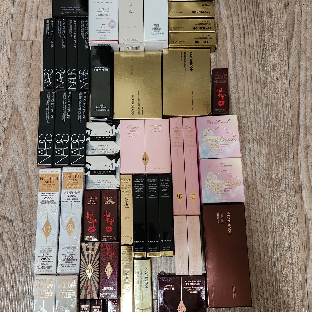 HIGH END MAKEUP BUNDLE